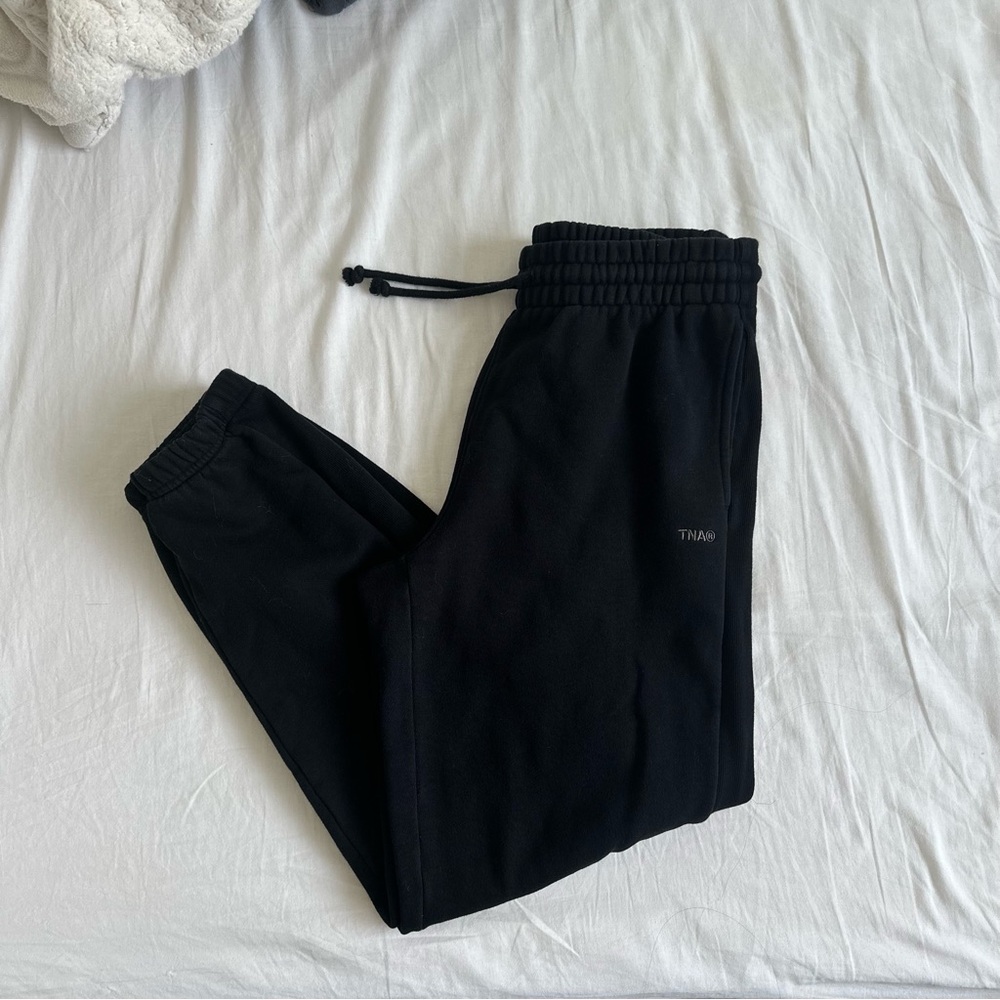 Aritzia black boyfriend fit sweatpants